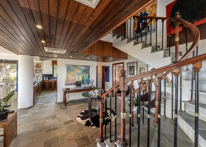 Sycamore Seaview Villa *