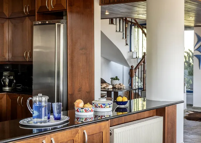 Sycamore Seaview Villa *