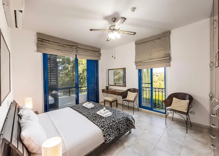 Sycamore Seaview Villa