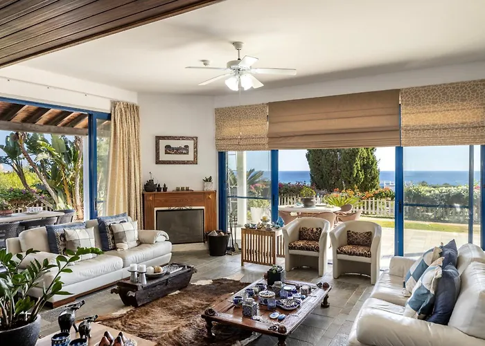 Sycamore Seaview Villa