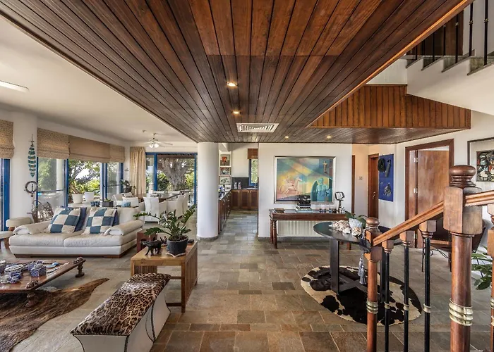 Sycamore Seaview Villa